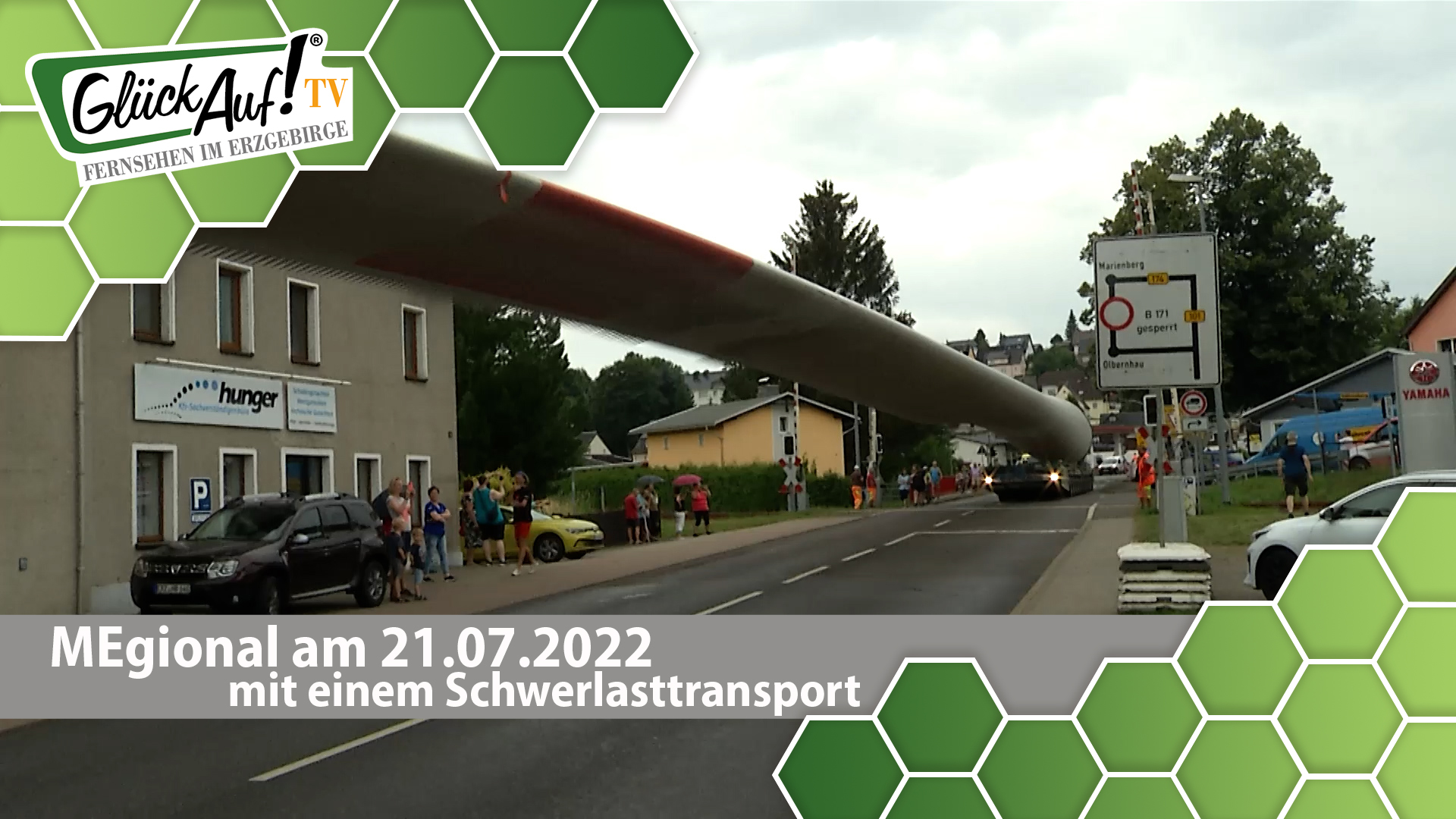 MEgional am 21. Juli 2022 - mit einem Schwerlasttransport durch Pockau