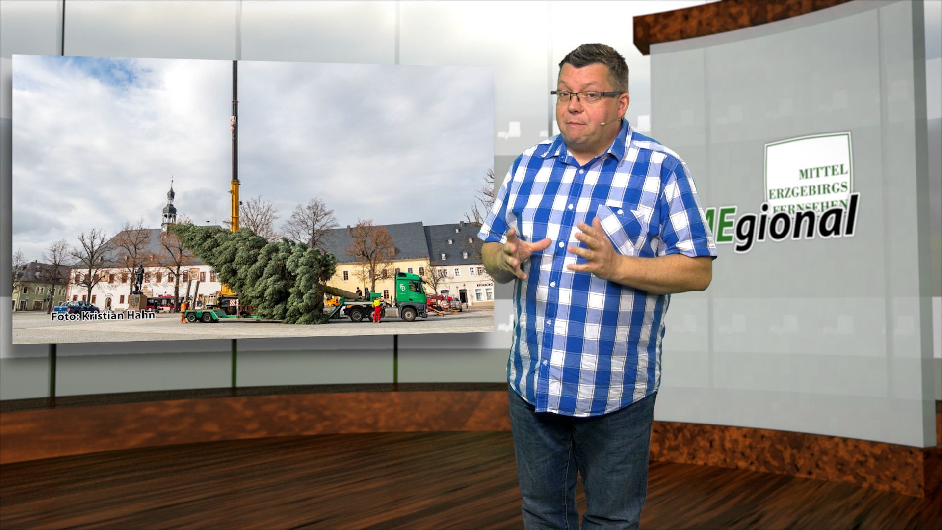 MEgional am 5. November 2020 mit dem Aufstellen des Marienberger Weihnachtsbaums